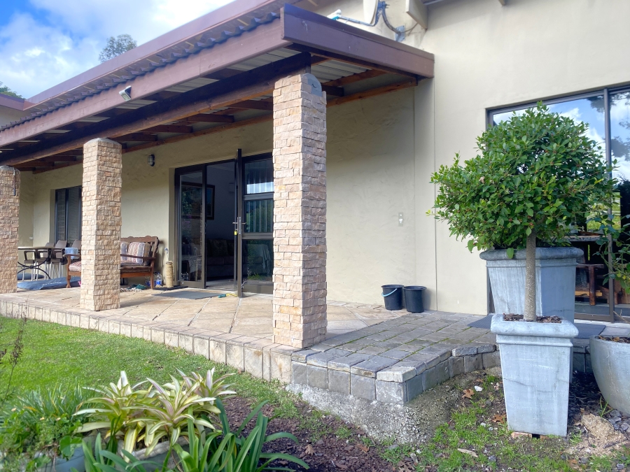 2 Bedroom Property for Sale in Hunters Home Western Cape